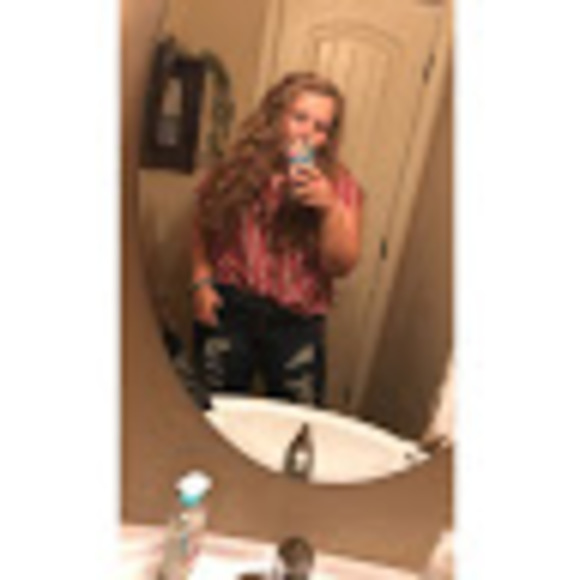 Meet your Posher, Megan - Picture 1 of 1